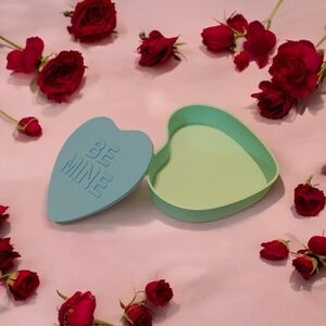 3D Printed Heart-Shaped Decorative Box